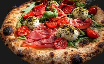 Pizza Brisa mit Bresaola, Burrata, Rucola und Kirschtomaten